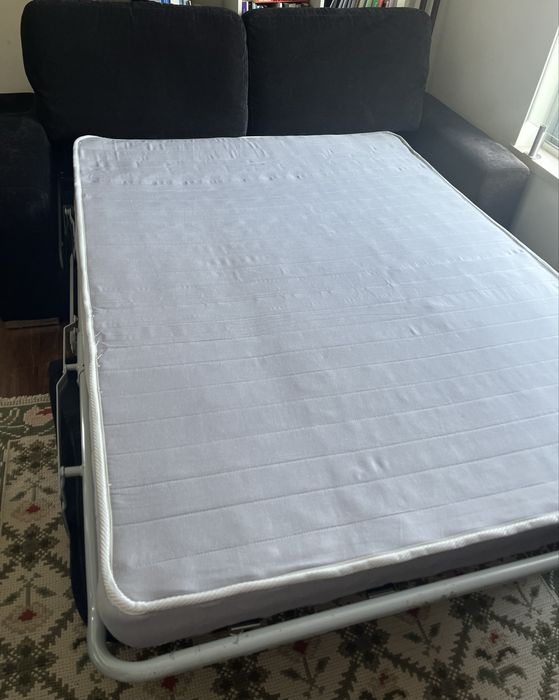 Sofá cama com colchão