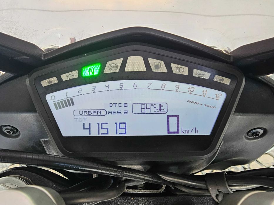 Ducati Hyperstrada 821 com 18 meses garantia