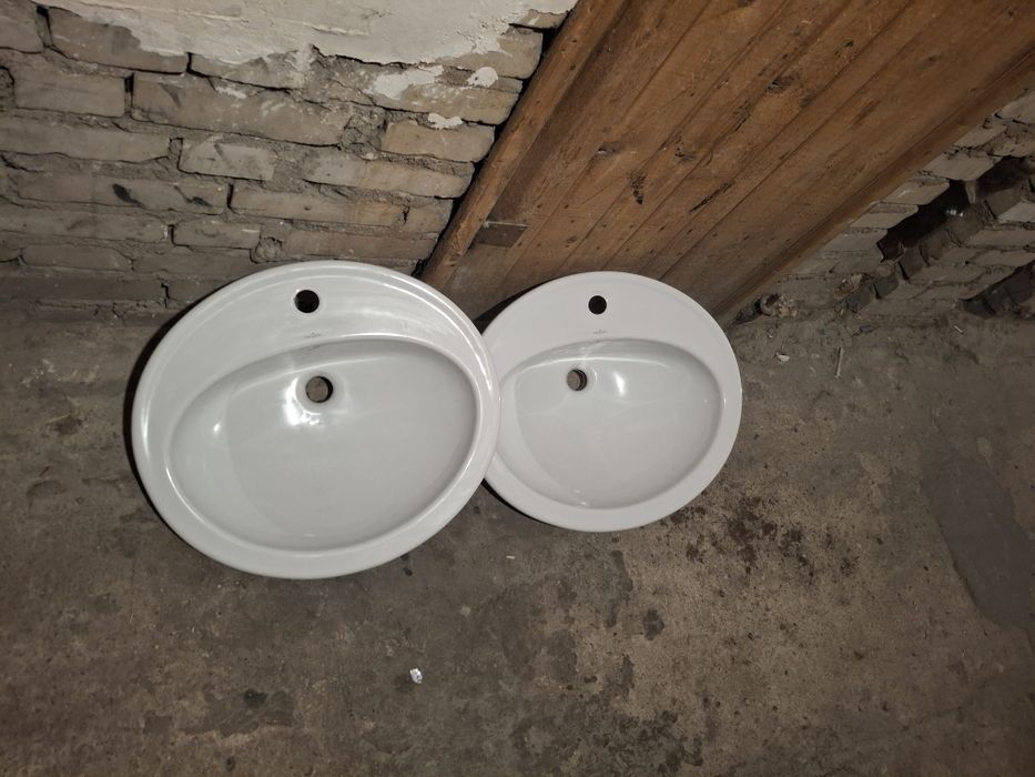 Na sprzedaż 2 umywalki