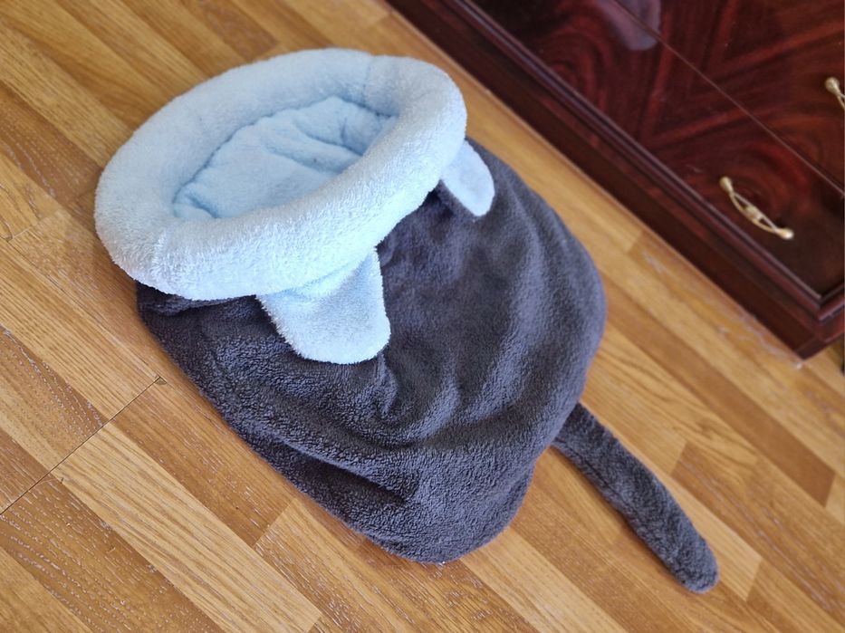 Лежанка для собак и кошек