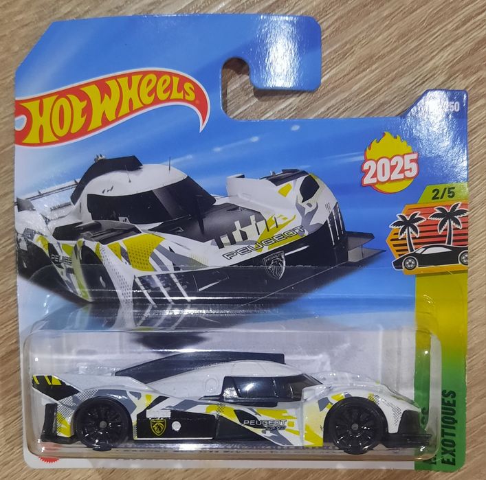 Vendo Hot Wheels sem qualquer dano na embalagem. Aceito trocas