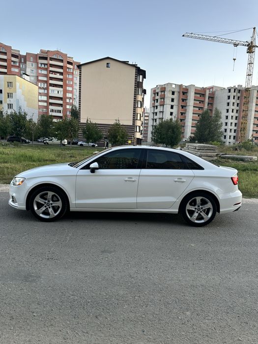 Audi A3 2017 VIN WAUAUGFF5H1062302 фото оголошення 6 з 11