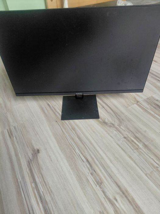 Monitor xiaomi g24i