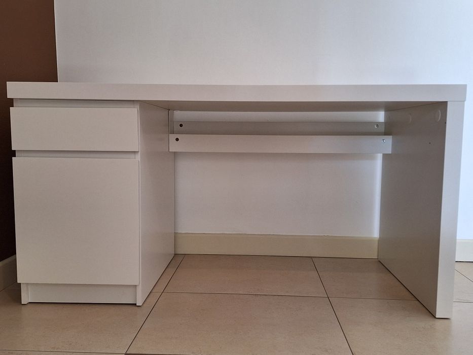 Biurko MALM marki IKEA