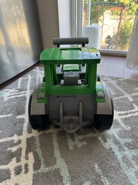 Трактор Вадер Гигант