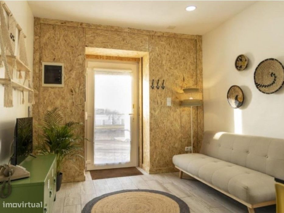 Apartamento T1, com vista para a Baía do Seixal - Arrendamento