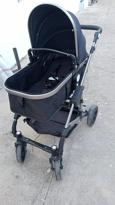 Carrinha de bebê