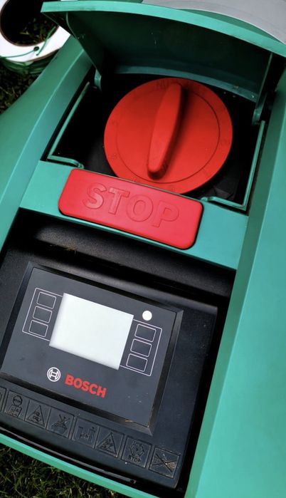 Kosiarka Bosch Indego 1200 connect logicut autonomiczna robot koszący