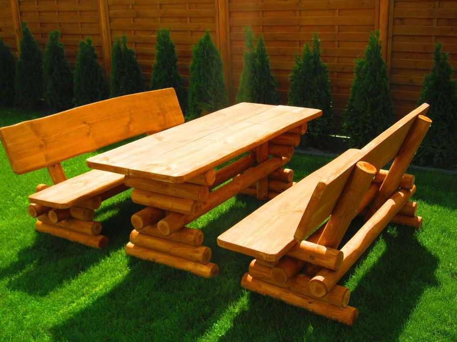 Meble ogrodowe drewniane