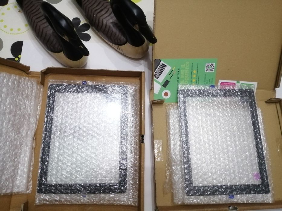 iPad 2 A1396 Touchscreen: One Brand New and One with a Small Crack64752416883073120