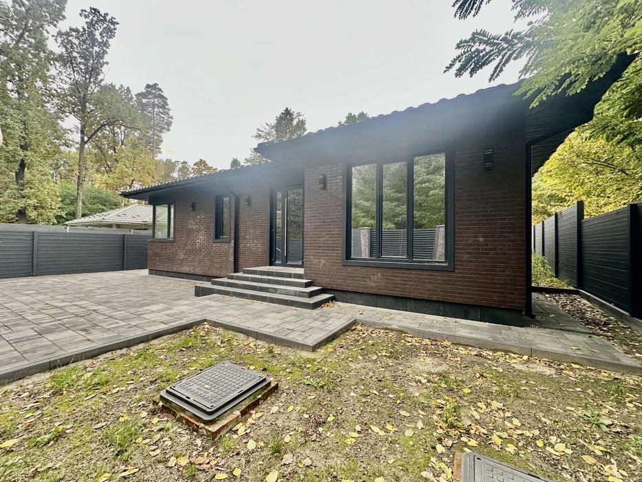 158 м2 на 7 сотках в оточенні лісу. Буча