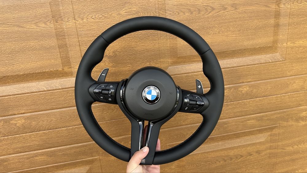 М кермо руль на БМВ BMW 3 і 4 серії F30 F32 F33 F36 F80 F82 з подушкою та пелюстками M Sport