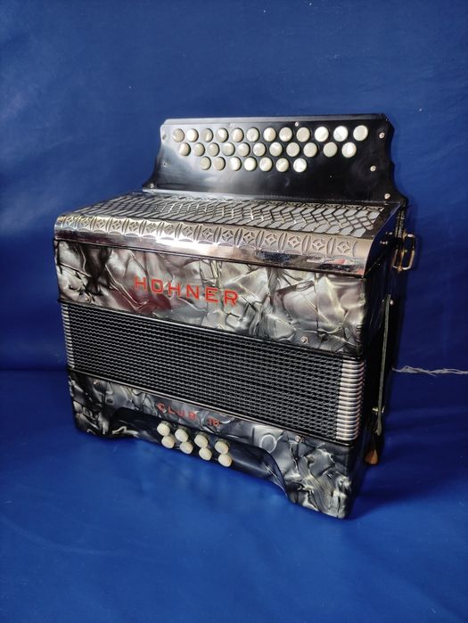 Acordeão HOHNER TANGO II P Modivas • OLX Portugal