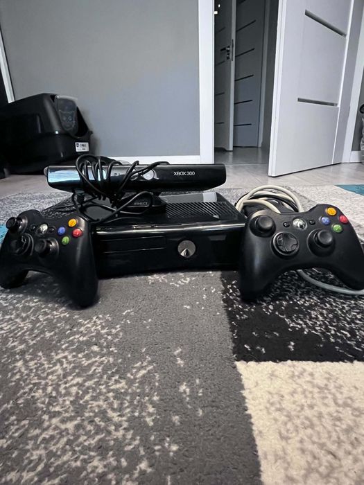 Cały zestaw Xbox 360 z grami.