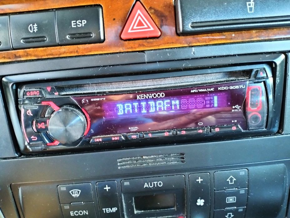 Radio kenwood kdc-3057ur