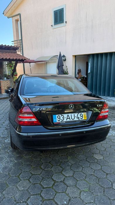 Mercedes Benz C220 — photo 4