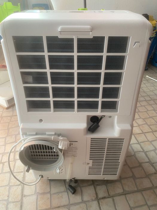 Ar condicionado portátil- Whirlpool 9000BTU quente e frio