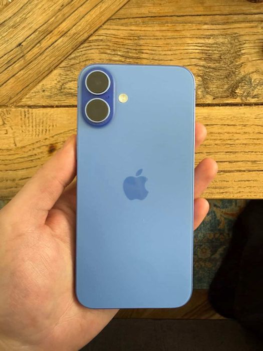 iPhone 16 plus ідеальний