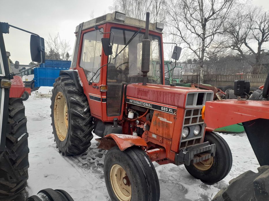 International case 695XL