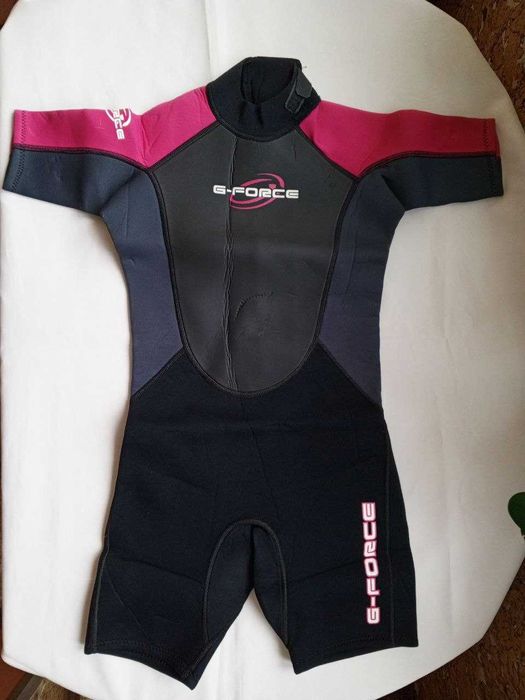 Гідрокостюм бренду G-FORCE дитячого середнього розміру (11-12 років)