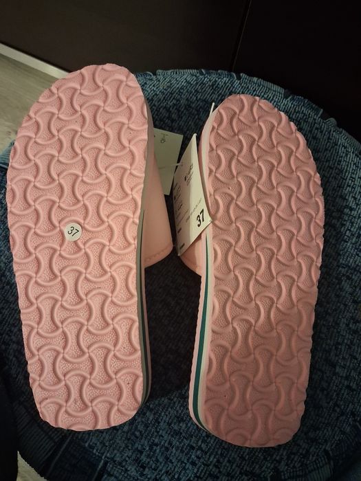 Klapki Kubota rozmiar 38 nowe