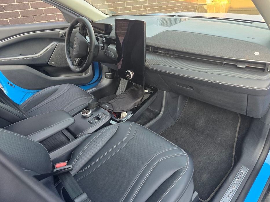 Ford Mustang Mach-E 2023 VIN 3FMTK3R77PMB01614 фото оголошення 3 з 10
