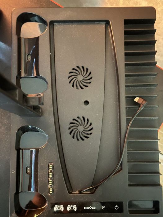 Док станція для Playstation 5