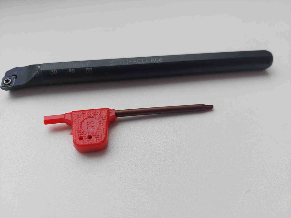 Резец расточной S12М-SCLCR06 державка 12 мм, с пластиной CCMT060204