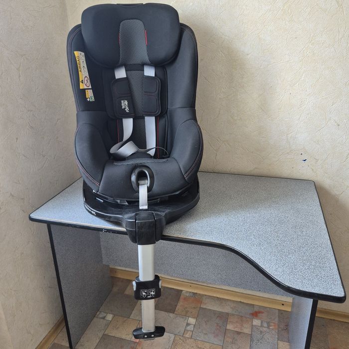 Автокрісло Автокрісло Britax Römer Dualfix M i-Size