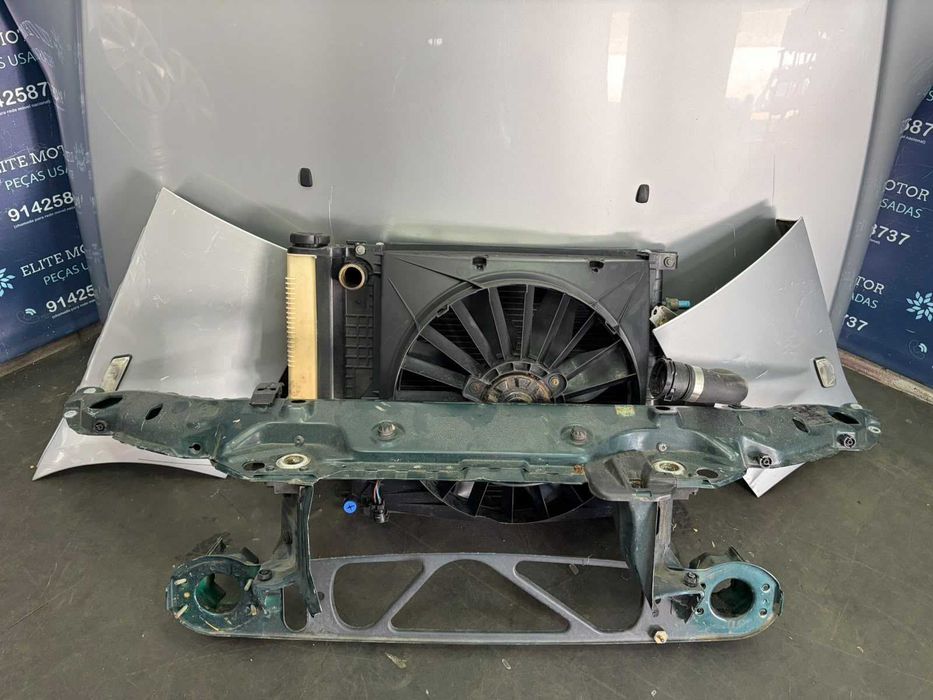 Frente completa usada BMW Z3 Fase 2 1.9 capot parachoques guardalamas oticas reforço
