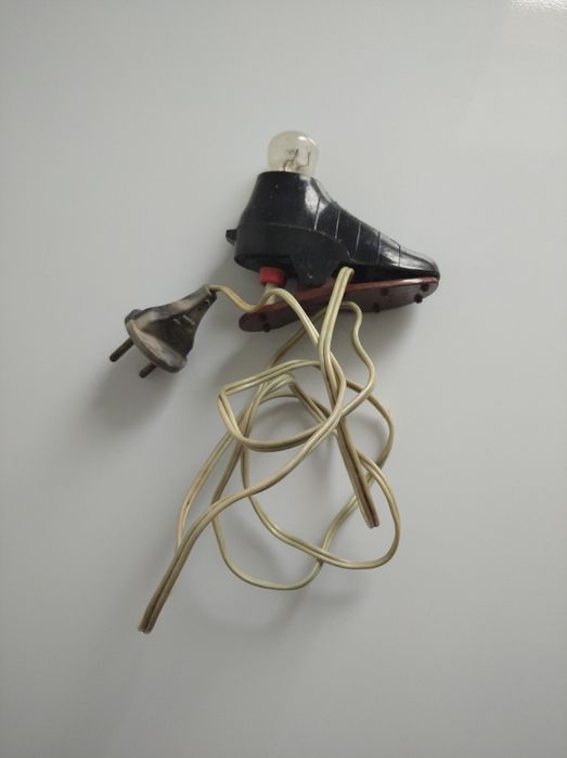 Світильник, лампа