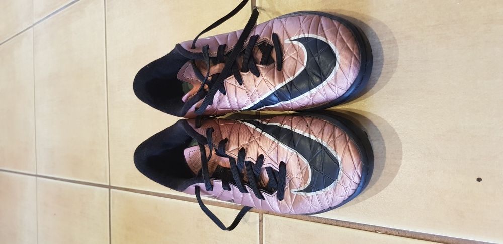 Nike Hypervenom rozmiar 38 szutrówki