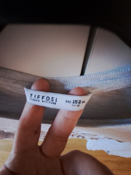 Sweatshirt tiffosi 11-12 anos