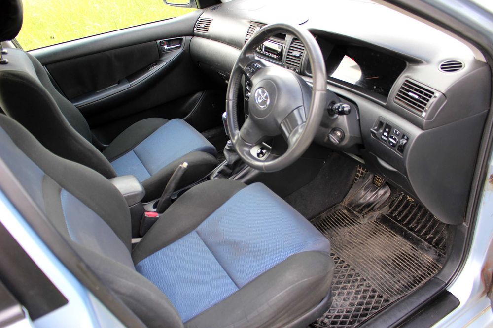 Toyota Corolla 1.6, klima, 5drzw.