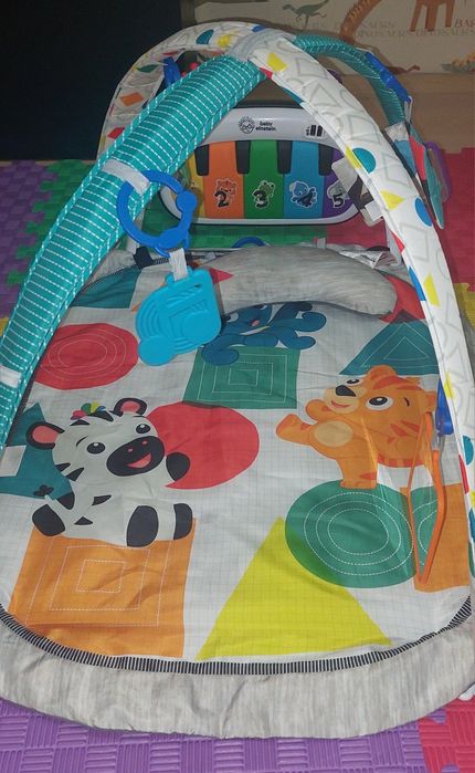 Розвиваючий килимок Baby Einstein