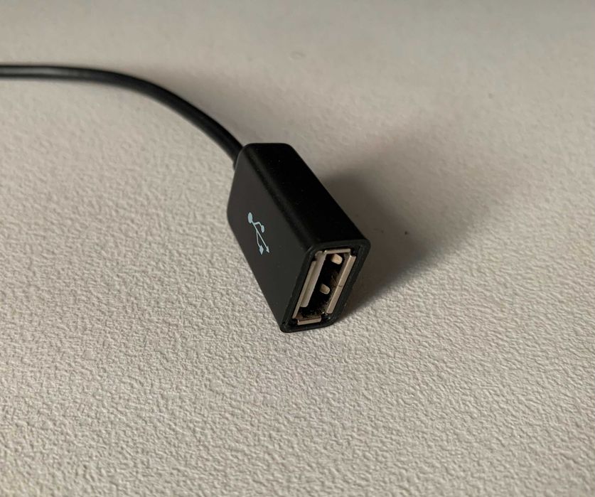 Cabo Adaptador USB - MicroUSB