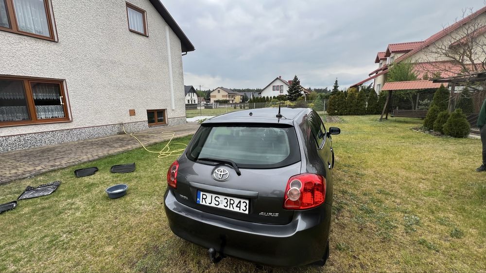 Toyota Auris 2007 r benzyna + gaz
