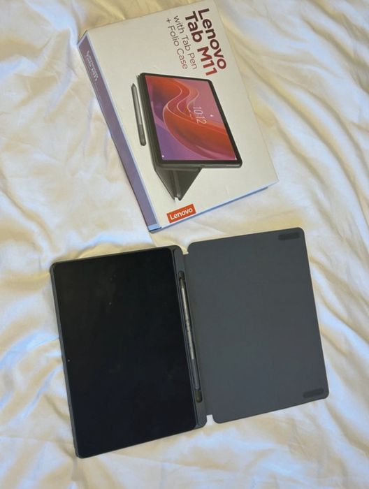 Lenovo Tab M11 + Pen + Capa Folio — Como Novo