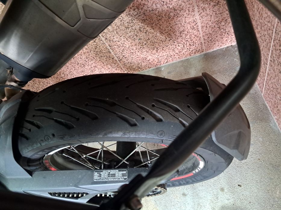 Vendo benelli 502x como nova