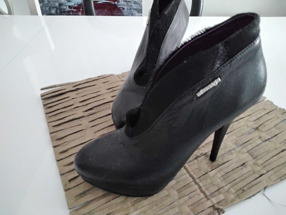 Botins missanga em pele