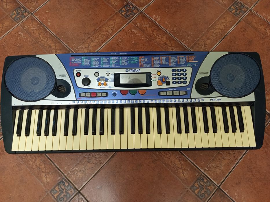 Синтезатор Yamaha PSR -260