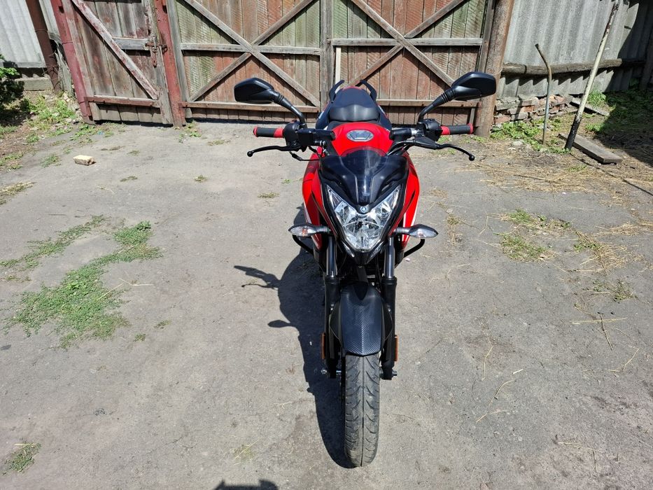 Bajaj pulsar ns 200