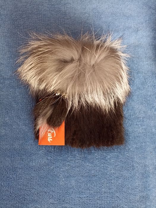 Хутряні шапки шиншила і ондатра плюс чорнобурка