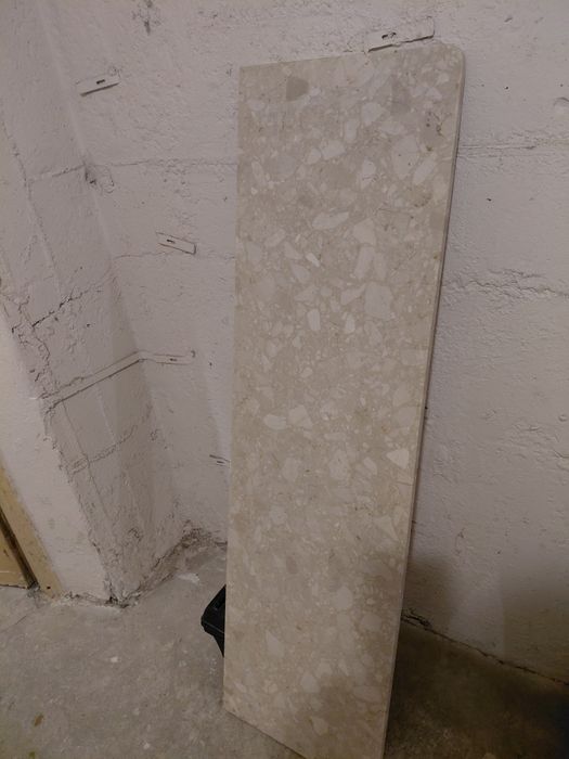 Parapet granitowy
