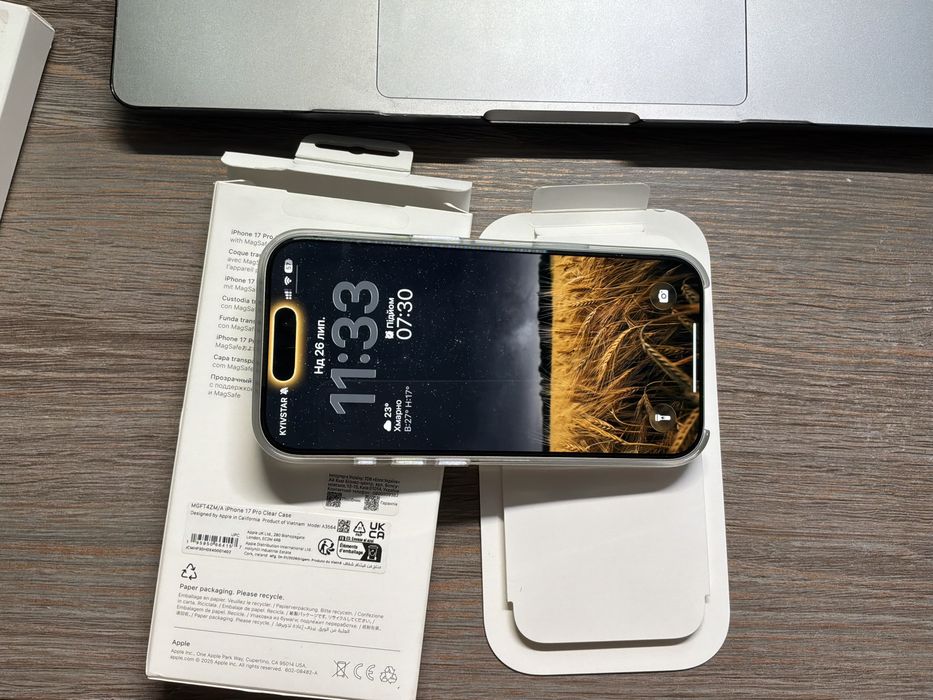 Оригінальний Apple Clear Case with MagSafe для iPhone 17 Pro