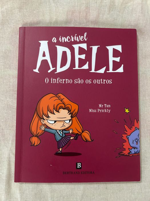 Livro coleção  Adele