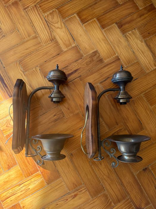 2 Candeeiros de parede estilo medieval