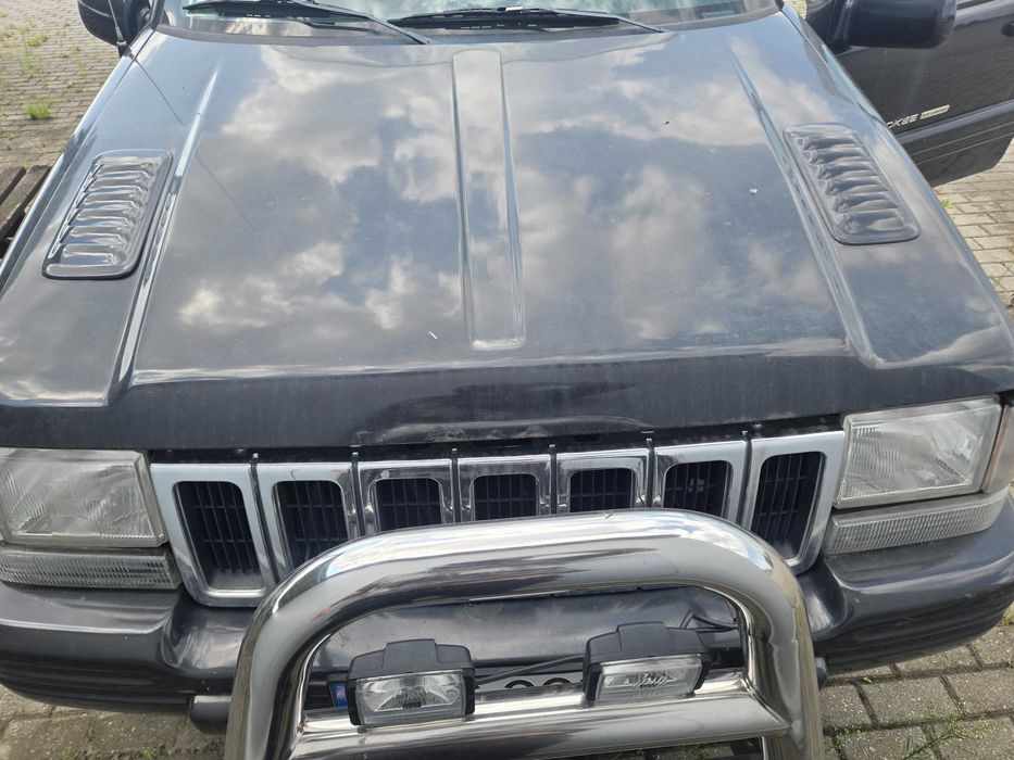 Samochód Jeep Grand Cherokee