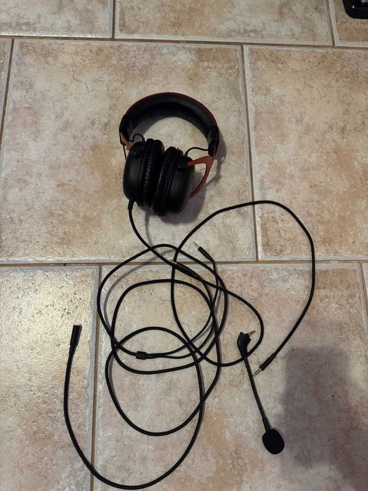 HyperX Cloud II – zestaw słuchawkowy do gier (czarno-czerwony)