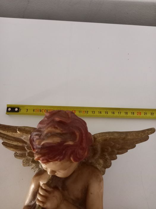 Anjo decorativo com suporte para pendurar